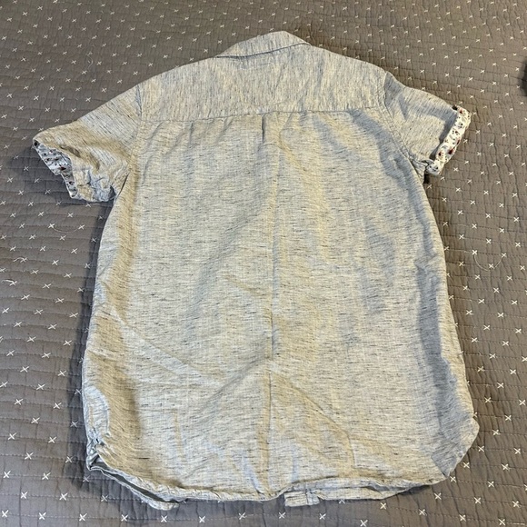 (Bundle 3 for $15) Denim & Flower Gray Button Down with Floral Detail Sz 11/12 - Picture 2 of 5